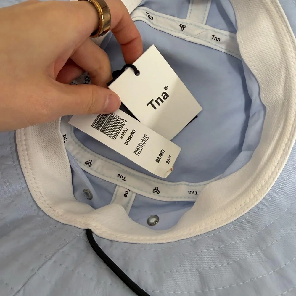 Brand New Aritzia TNA Pastel Blue Bucket Hat M/L - Picture 5 of 6